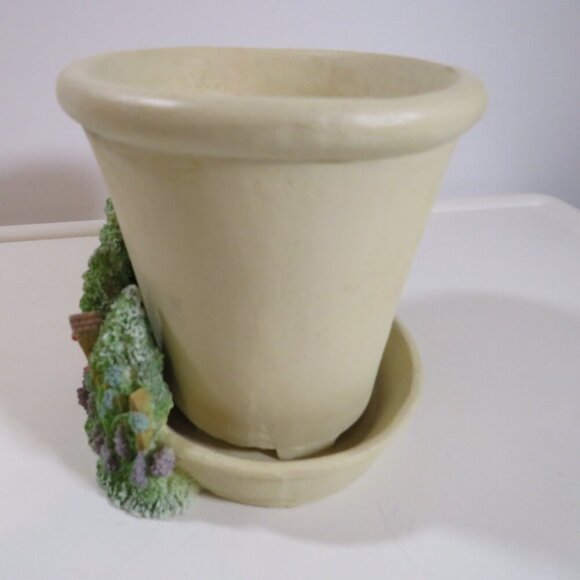 Kohls Cream Oval Flower Pot Planter with Floral applique & built in saucer - Picture 8 of 15